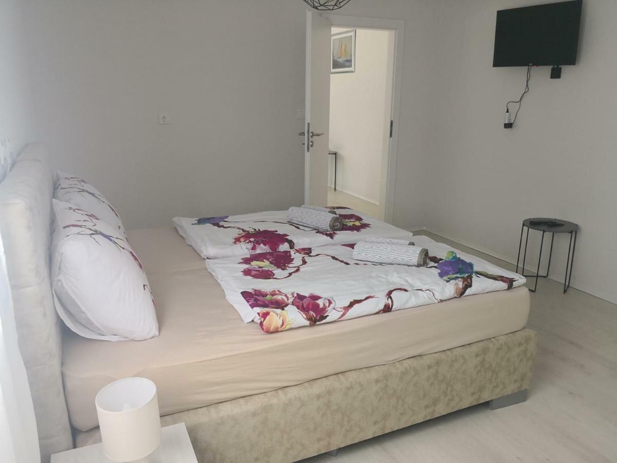 ソリネApartman Cvitkovicアパートメント エクステリア 写真