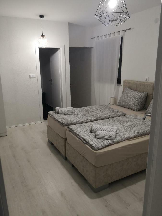 ソリネApartman Cvitkovicアパートメント エクステリア 写真